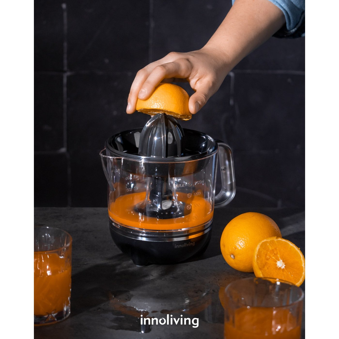 Spremiagrumi bidirezionale attivazione a pressione 0,7L, Innoliving INN-746