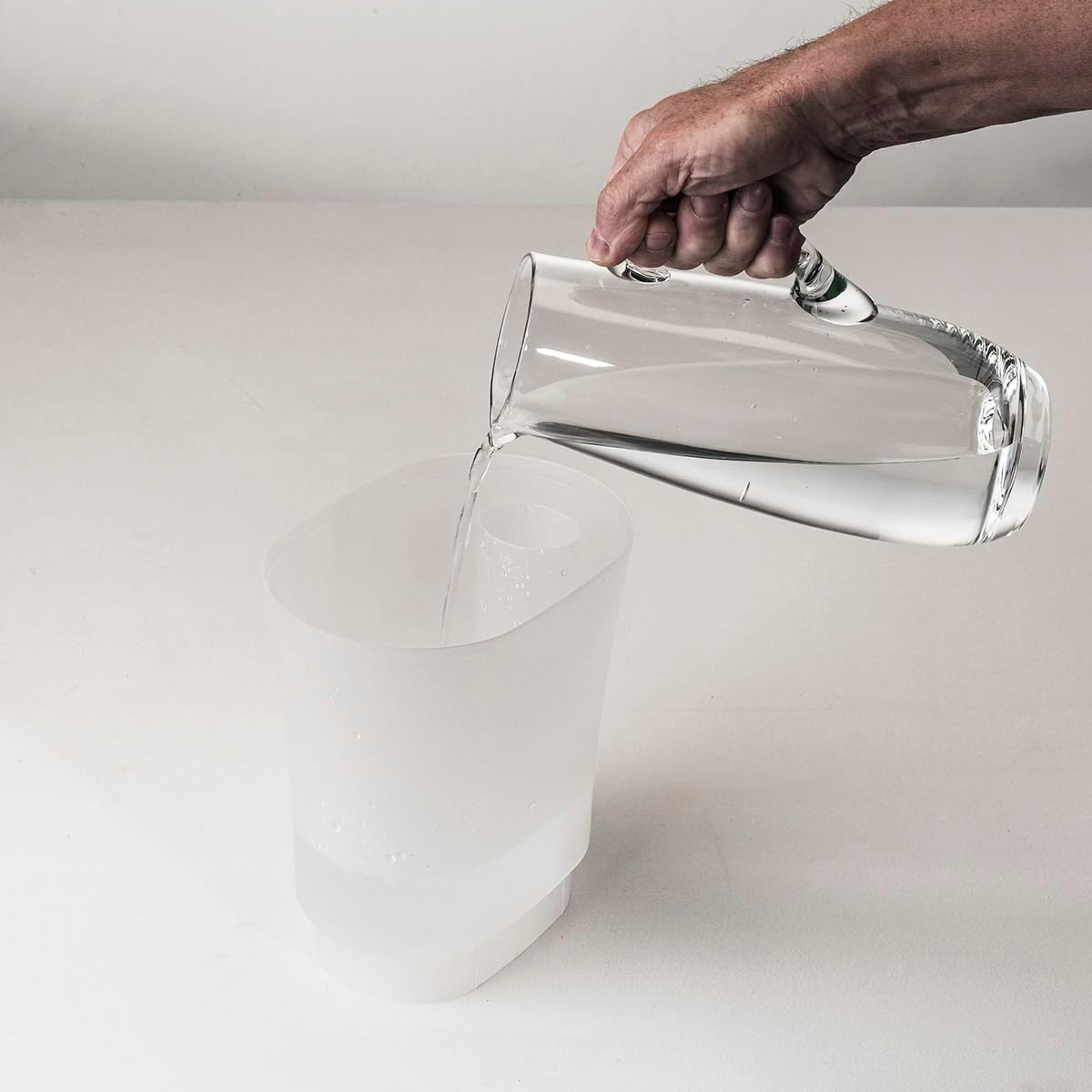 bimar VPN42 Ventilatore a Piantana con Nebulizzatore e Ventilazione Intensità Aria Regolabili. Ventilatore Elettronico 3 Velocità con Timer e Telecomando. Elica Ø 40 cm con 3 Pale